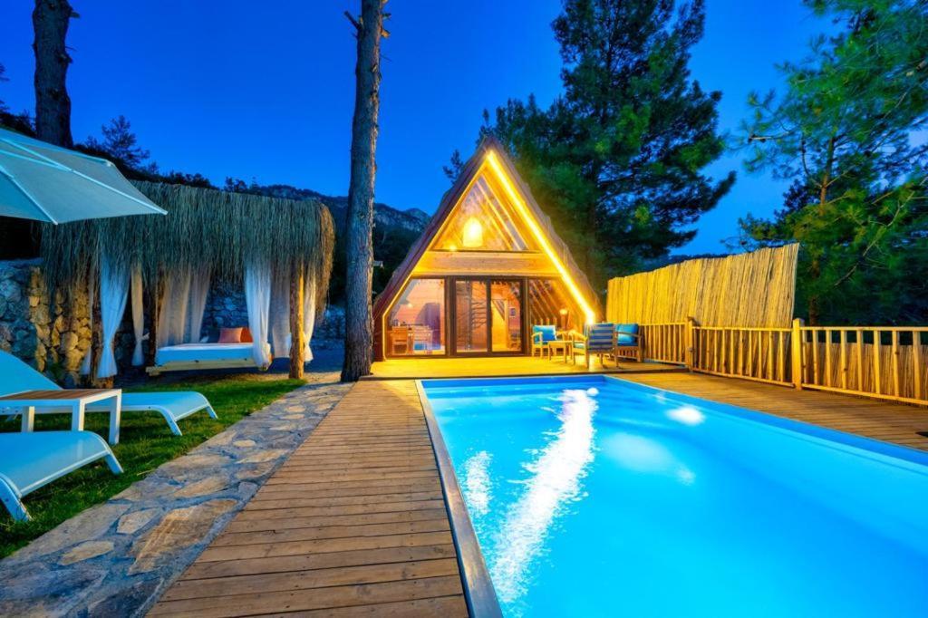 Faralya Tuz Apart Hotel Екстериор снимка
